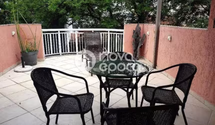 Casa com 4 quartos à venda na Rua Oliveira Lima, Grajaú, Rio de Janeiro, 180 m2 por R$ 700.000