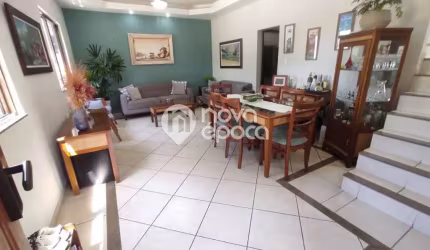 Casa em condomínio fechado com 4 quartos à venda na Rua Etna, Jardim Carioca, Rio de Janeiro, 180 m2 por R$ 770.000