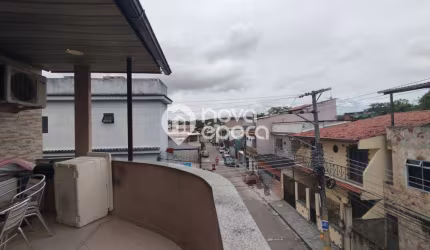 Casa em condomínio fechado com 3 quartos à venda na Rua Amanda Guimarães, Portuguesa, Rio de Janeiro, 184 m2 por R$ 490.000