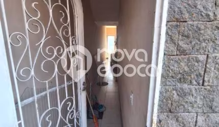 Casa em condomínio fechado com 3 quartos à venda na Rua Lagoa da Prata, Jacarepaguá, Rio de Janeiro, 252 m2 por R$ 330.000