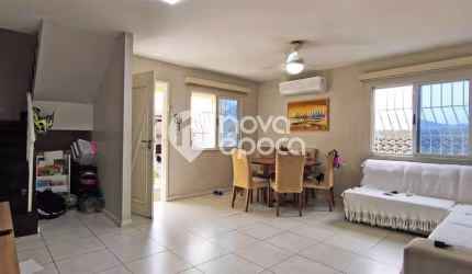 Casa em condomínio fechado com 3 quartos à venda na Rua Maenca, Pechincha, Rio de Janeiro, 140 m2 por R$ 545.000