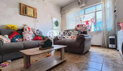 Casa em condomínio fechado com 3 quartos à venda na Rua Caranda, Piedade, Rio de Janeiro, 160 m2 por R$ 350.000