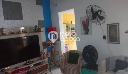 Casa em condomínio fechado com 3 quartos à venda na Avenida Dom Hélder Câmara, Del Castilho, Rio de Janeiro, 93 m2 por R$ 295.000