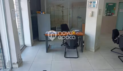 Ponto comercial à venda na Avenida Dom Hélder Câmara, Piedade, Rio de Janeiro, 137 m2 por R$ 680.000