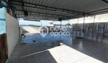 Casa em condomínio fechado com 3 quartos à venda na Rua Zurique, Tauá, Rio de Janeiro, 200 m2 por R$ 300.000