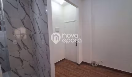 Kitnet / Stúdio à venda na Rua Benjamim Constant, Glória, Rio de Janeiro, 27 m2 por R$ 300.000