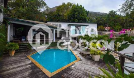 Casa em condomínio fechado com 4 quartos à venda na Rua Poeta Khalil Gibran, Barra da Tijuca, Rio de Janeiro, 600 m2 por R$ 3.800.000