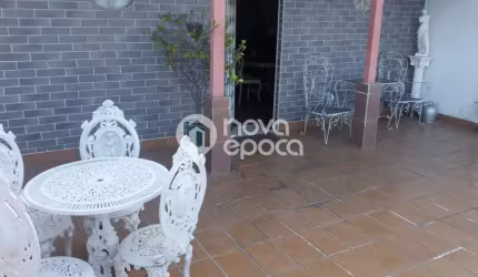 Casa em condomínio fechado com 4 quartos à venda na Rua Caruaru, Grajaú, Rio de Janeiro, 180 m2 por R$ 848.000