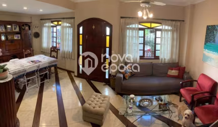 Casa em condomínio fechado com 4 quartos à venda na Rua Visconde de Abaeté, Vila Isabel, Rio de Janeiro, 183 m2 por R$ 800.000