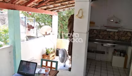 Casa em condomínio fechado com 6 quartos à venda na Rua Aureliano Portugal, Rio Comprido, Rio de Janeiro, 246 m2 por R$ 380.000