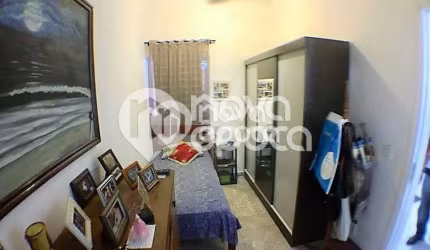 Casa em condomínio fechado com 4 quartos à venda na Rua Ernesto de Souza, Tijuca, Rio de Janeiro, 140 m2 por R$ 800.000