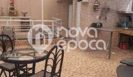 Casa em condomínio fechado com 3 quartos à venda na Travessa Petúnia, Catete, Rio de Janeiro, 230 m2 por R$ 950.000