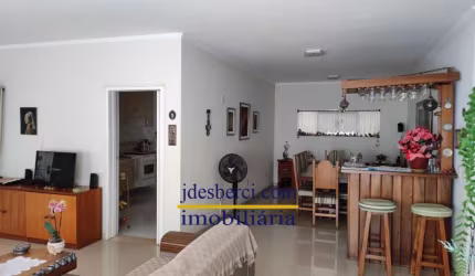 Casa / Sobrado em Condomínio no Residencial Nova Holanda em Holambra