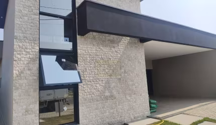 Casa / Sobrado em Condomínio no Residencial Portal do Sol em Holambra