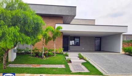 Casa / Sobrado em Condomínio no Residencial Portal do Sol em Holambra