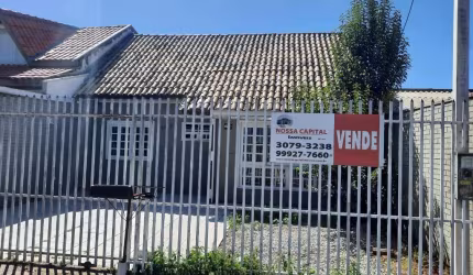 CASA TERREA A VENDA NO BAIRRO XAXIM, A 400M DA RUA FRANCISCO DEROSSO