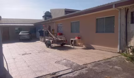 CASA A VENDA NO BAIRRO UBERABA, RESIDENCIAL E COMERCIAL