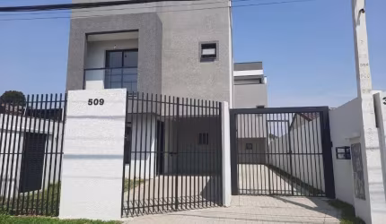 TRIPLEX A VENDA NO BAIRRO XAXIM, PRÓXIMO AO COLÉGIO JOÃO PAULO II