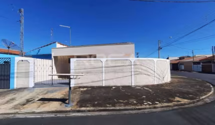 Casa aconchegante para alugar no bairro Estância Suíça em São Carlos