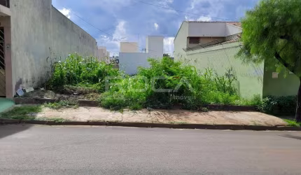 Excelente oportunidade! Terreno à venda no bairro Cidade Jardim em São Carlos