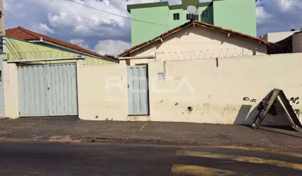 Casa padrão à venda em Cidade Jardim, São Carlos - 2 dormitórios e ampla garagem!