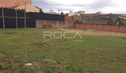 Venda de Terreno / Padrão na cidade de São Carlos