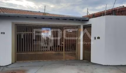 Casa de 3 dormitórios com suíte no Jardim Araucária, São Carlos