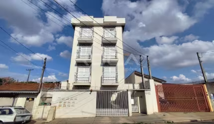 Aluguel de Apartamento Padrão no Jardim Centenário em São Carlos