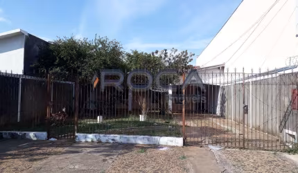 Casa com 2 quartos à venda na Rua Doutor Alderico Vieira Perdigão, 779, Vila Morumbi, São Carlos, 140 m2 por R$ 266.000