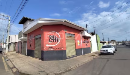 Casa padrão de 1 dormitório com garagem na Vila Jacobucci, São Carlos