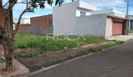 Terreno à venda no Jardim Embaré, São Carlos - Oportunidade única!