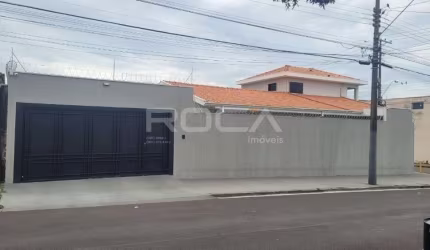 Venda de Casas / Padrão na cidade de São Carlos