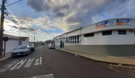 Prédio à venda na Vila Brasília, São Carlos , 424 m2 por R$ 900.000