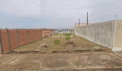 Terreno à venda no bairro Planalto Paraíso, São Carlos - Ótima oportunidade!