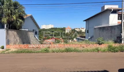 Oportunidade única! Terreno padrão à venda no Parque Santa Mônica, São Carlos