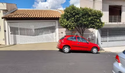 Casa de alto padrão com 3 dormitórios no Jardim de Cresci, São Carlos