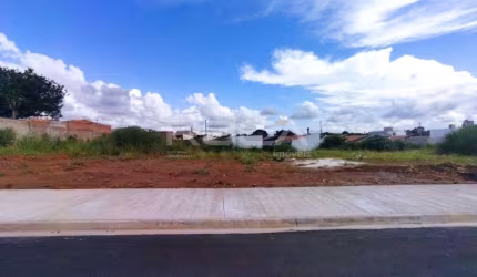 Terreno à venda no Parque Industrial, São Carlos: ótima oportunidade!
