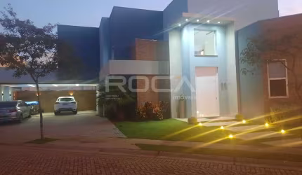 Casa de luxo de 3 dormitórios à venda no Condomínio Parque Sisi em São Carlos