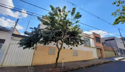 Casa com 2 quartos à venda no Jardim São Carlos, São Carlos , 250 m2 por R$ 798.000