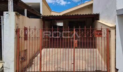 Oportunidade imperdível! Casa padrão com 2 dormitórios no Jardim São João Batista