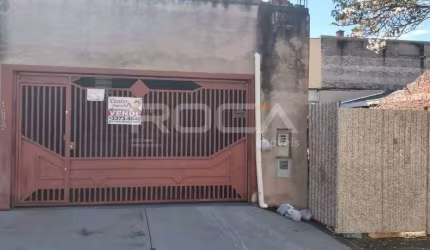Excelente Casa Padrão com 3 Dormitórios no Jardim Beatriz - São Carlos
