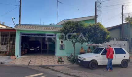 Venda de Casas / Padrão na cidade de São Carlos
