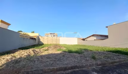 Venda de Terreno / Padrão na cidade de São Carlos