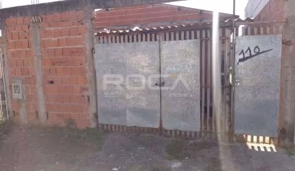 Casa com 3 quartos à venda na Rua Luiz Carlos Caromano, 110, Cidade Aracy, São Carlos, 192 m2 por R$ 197.000