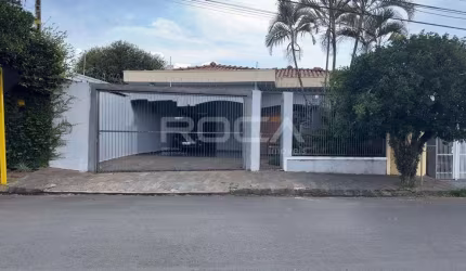 Venda de Casas / Padrão na cidade de São Carlos