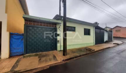 Casa padrão para alugar no Jardim São Carlos, São Carlos - Aconchegante e espaçosa!