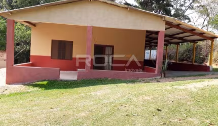 Chácara de luxo em São Carlos - 3 dormitórios, piscina e muito mais!