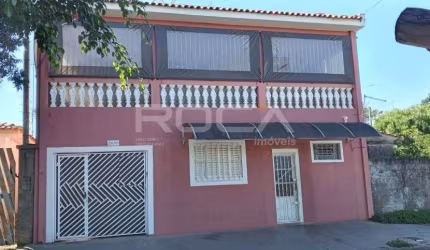 Casa à venda com 3 dormitórios e churrasqueira no Parque Santa Felícia Jardim em São Carlos