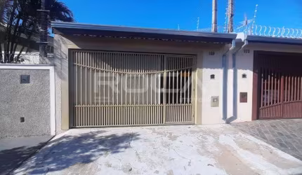 Venda de Casas / Padrão na cidade de São Carlos