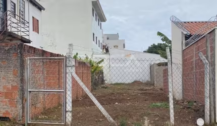 Terreno à venda na Vila Brasília, São Carlos  por R$ 145.000